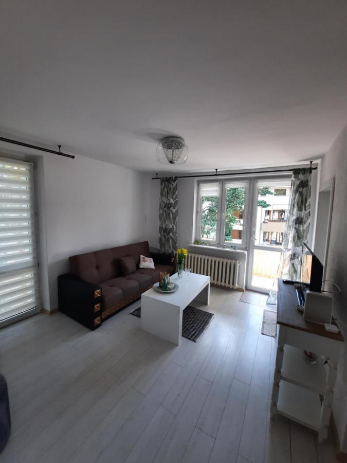 Apartament Zorzy Przy Instytucie Kardiologii Anin Warschau Exterior foto